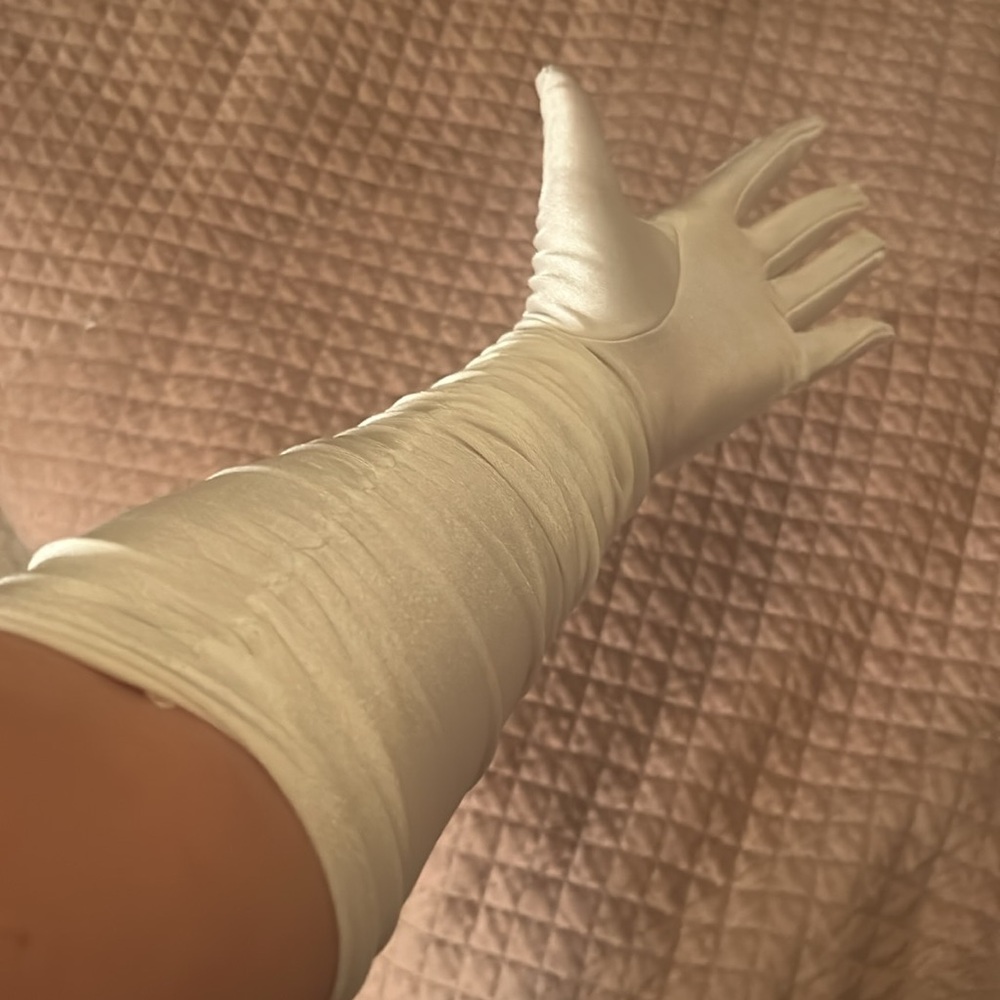 Formal gloves - Picture 3 of 3